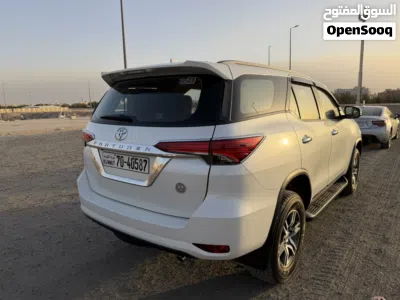 Toyota Fortuner GXR 2
