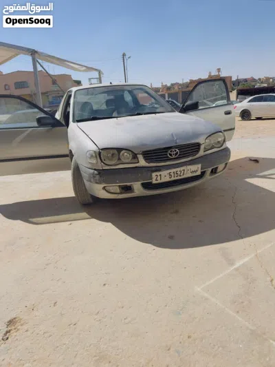 تويوتا كورولا XLE 3