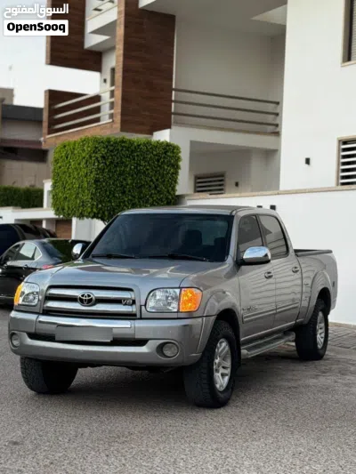 Toyota Tundra SR5 3