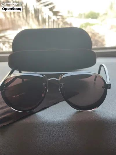 للتواصل واتس اب للبيع نظاره Tom Ford اصليه كامله المرفقات 2
