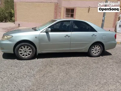Toyota Camry GL 2