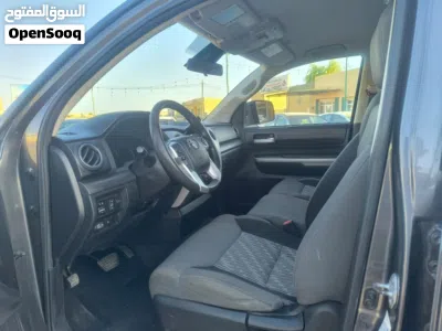 Toyota Tundra Standard 3