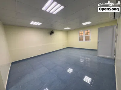 Studio for rent in Alkhuwair prime location ستديو للايجار بالخوير موقع مميز 3
