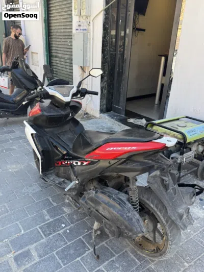 Yamaha Aerox 4