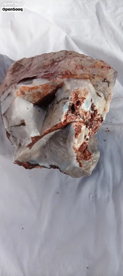 حجر العقيق الخام ااطبيعي بأحجام متفاوته 2