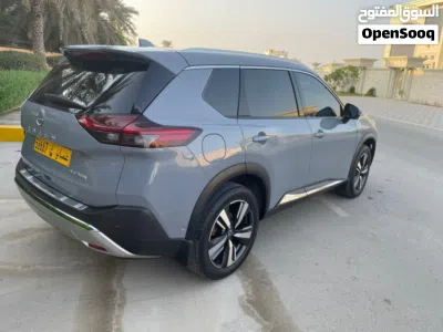 Nissan Rogue Platinum 4