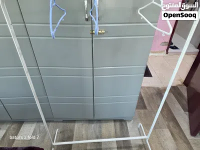 clothes keeping stand with hanger new 3