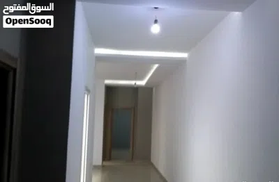 شقة الايجار جديدة تشطيب حديت في حي دمشق قرب القصور الضيافة مدخل خاص 4