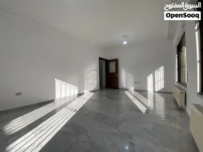 شقة فخمة للإيجار-طابق ارضي-118م-خلدا 4