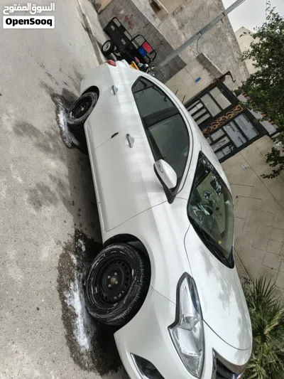 نيسان صني S 2