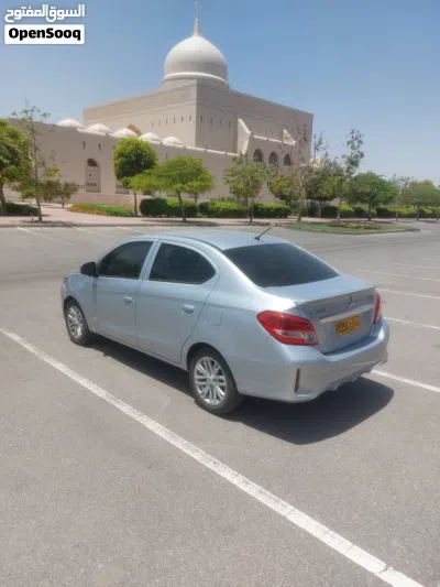 ميتسوبيشي اتراج Standard 4