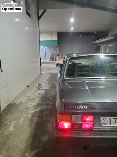 فولفو 240 2