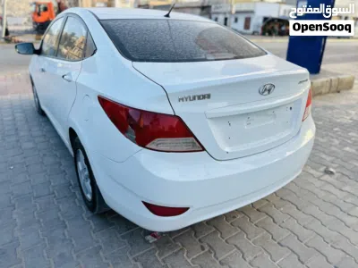 هيونداي اكسنت Standard 4