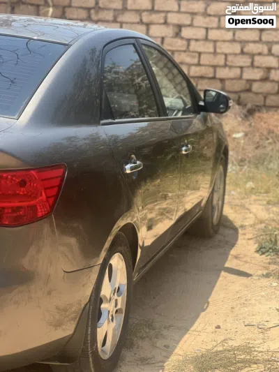 Kia Cerato EX 3