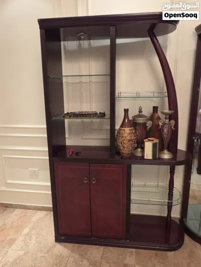 طاولة طعام 8 كراسي وبوفيه عدد 2 4
