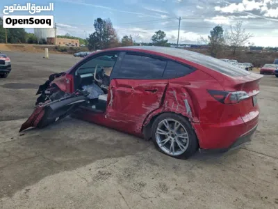 Tesla Model Y Long Range 2
