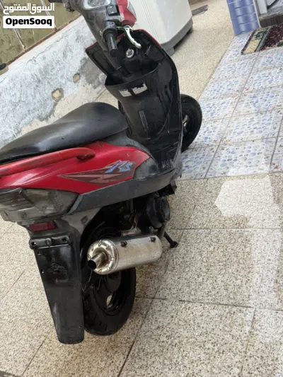 Yamaha XMAX 2