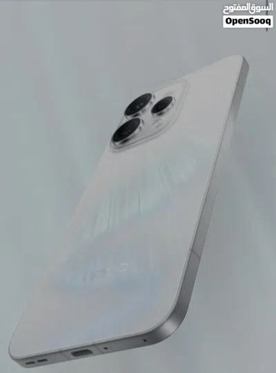 موبايل اوبر رينو 15 2