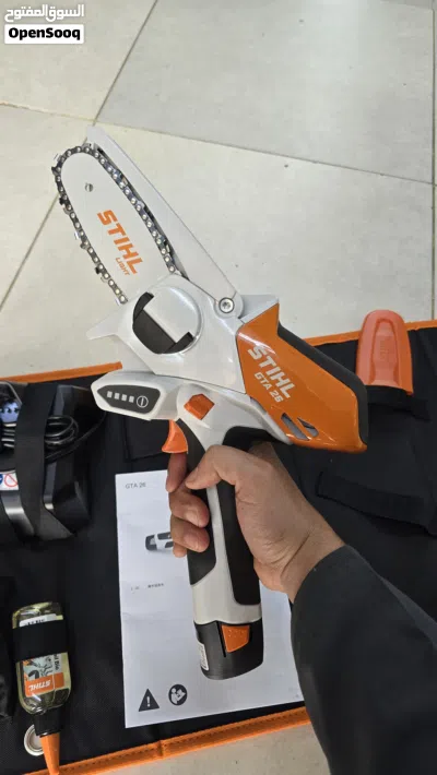 منشار بطارية ستيل اصلي الماني حجم صغير 4 انش مكينة قص اشجار stihl shen saw 3