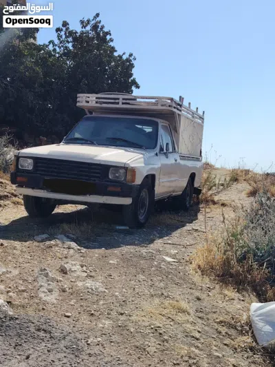 Toyota Hilux DLS 2