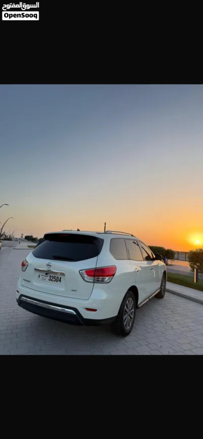 Nissan Pathfinder SV 2