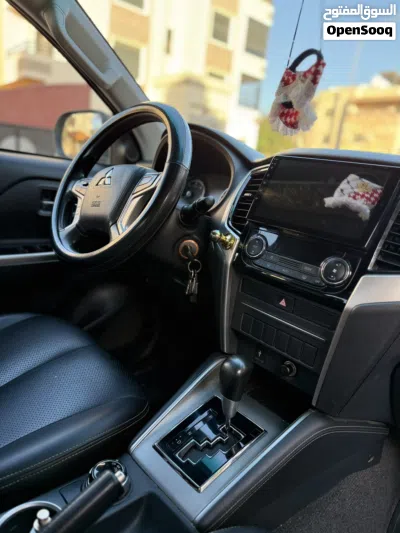 ميتسوبيشي L200 Standard 4