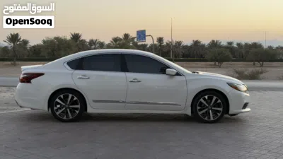 Nissan Altima SR 3