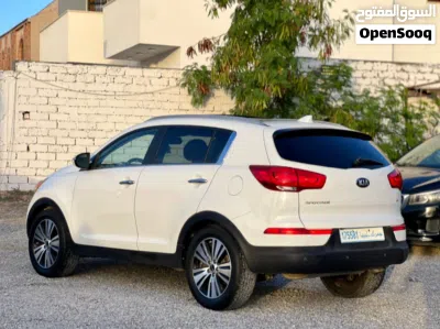 Kia Sportage EX 4
