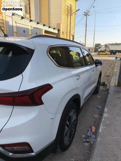 Hyundai Santa Fe Standard 2
