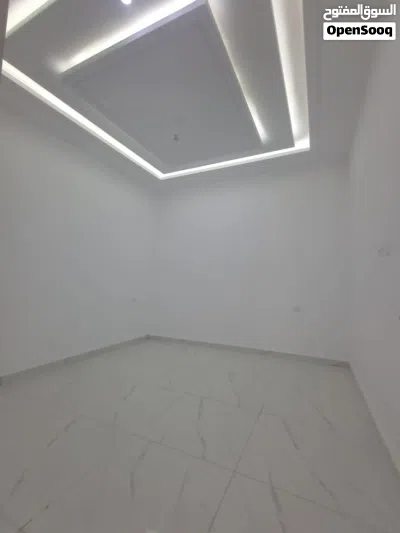 منزل للبيع عين زارة بالقرب من زويته 4