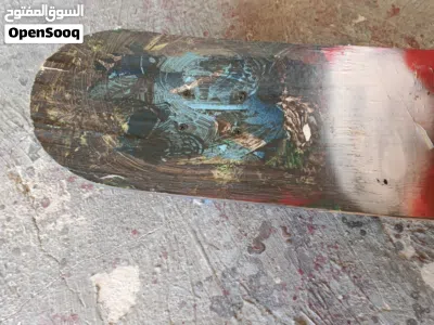 سكيت بورد بطول 77 سم مستعمل بحالة جيدة ومناسب للتعلم والتدريب والتنقل بسعر مناسب و معقول. 3