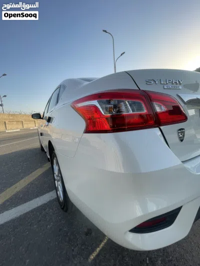 Nissan Sylphy SV 4