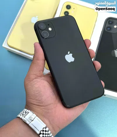 عرض خاص : iPhone 11 128gb الهاتف نظيف جدا بحالة الوكالة بدون اي شموخ أو مشاكل مع ملحقاتة و ضمان 3