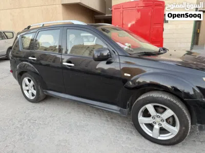 Mitsubishi Outlander GLX High Line 4
