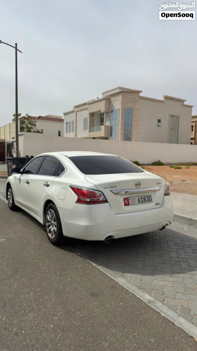 Nissan Altima S 2