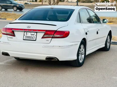 Hyundai Azera GL 3