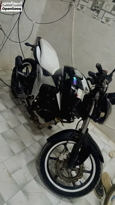 Honda Unicorn 4