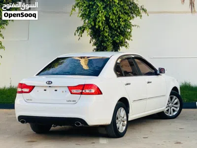 Kia Lotze 2