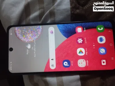 تليفون سامسونج اي 52 s تليفون نظيف ولا في اي شيء ذاكره 256 ورام 8 التليفون مغير له شاشه فقط 3
