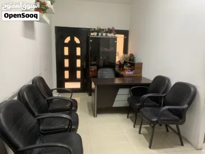 مركز ثقافي للبيع 3