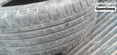 تلاته اطارات 17 .60. 215 وحده نص عمر وزوز اقل 4