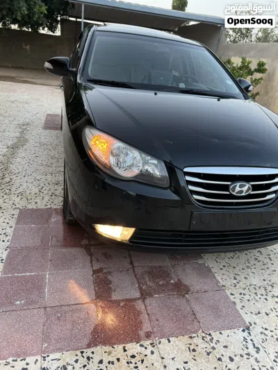 Hyundai Avante SE 2