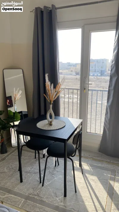 غرف VVIP للايجار اليومي في المعبيله الثامنه والجنوبيه راقيه جدا قريب الجامعات والخدمات Room for rent 2