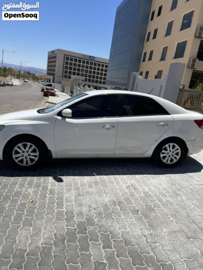 Kia Cerato Standard 2