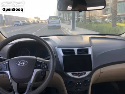 Hyundai Accent Limited 4