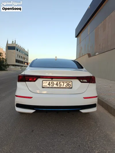 كيا K3 Standard 2