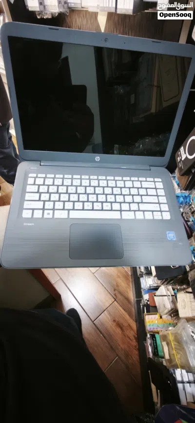 لابتوب HP تخزين : 64g رام : رام 4g معالج : intel celeron الجهاز وكالة الوكالة بسعر الحررررررق 2