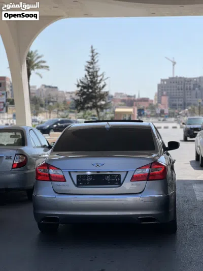 Genesis G70 2