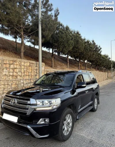 Toyota Land Cruiser GXR 4