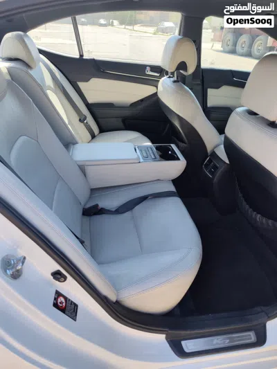 Kia Cadenza Limited 4